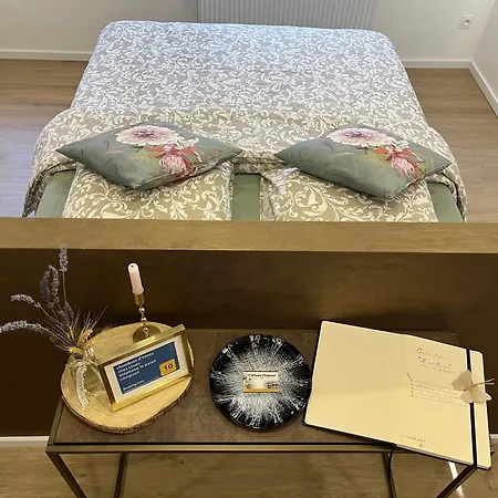 D'hotes Chez Linda Stéphane Le Passé Composé 3*