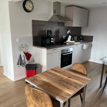 D'hotes Chez Linda Stéphane Le Passé Composé 3*