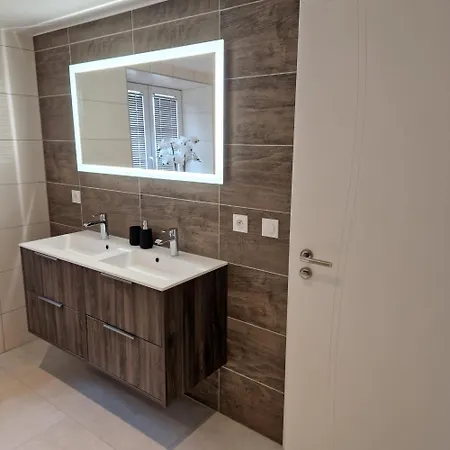 Gasthof D'hotes Chez Linda Stephane Le Passe Compose